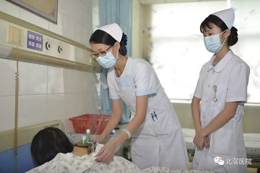 中西医结合科：提供中医特色优质护理