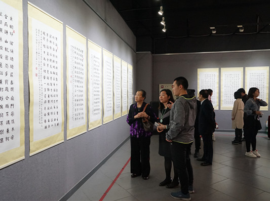 大学老师办书法展，感谢顺德这片沃土