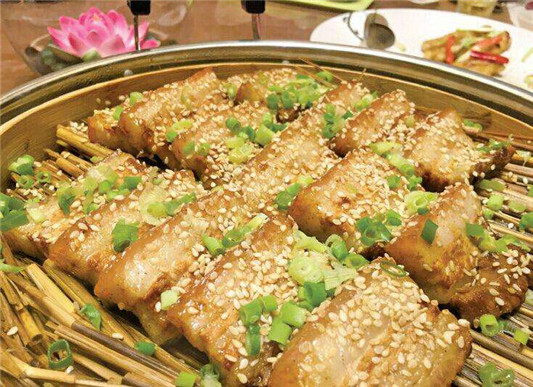 这样的均安蒸猪，地地道道顺德本土味！