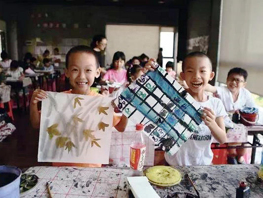 北滘暑期公益培训多火？有家长凌晨排队