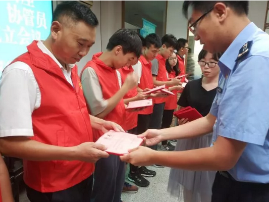成立服务队！伦教食药品宣传添生力军