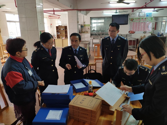 春节保障舌尖安全！顺德执法人员检查忙