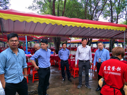 聚餐欢乐多安全第一位，乐从市监来保障