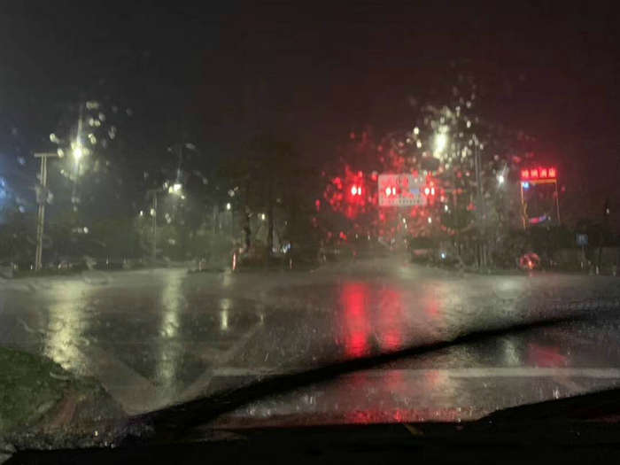 @顺德人，雨雨雨，你的周末要泡汤了