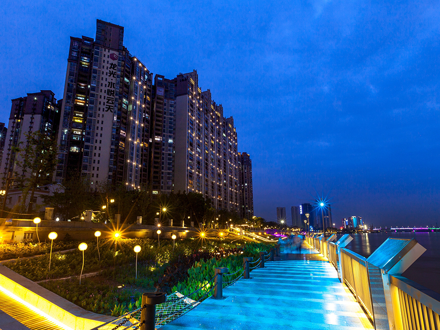 壹周美图：璀璨灯光雕塑着顺德夜景轮廓
