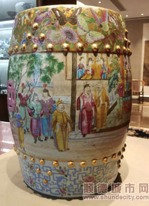 绣墩及其图案：郭子仪七子八婿祝寿图.jpg