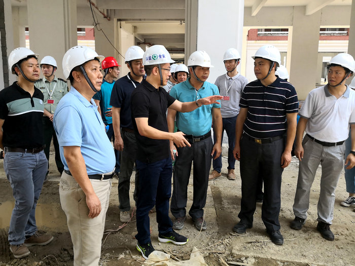 龙江：镇领导带队，兵分多路查安全隐患