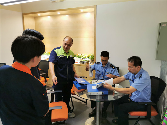 乐从：处理电梯投诉，保障市民乘梯安全