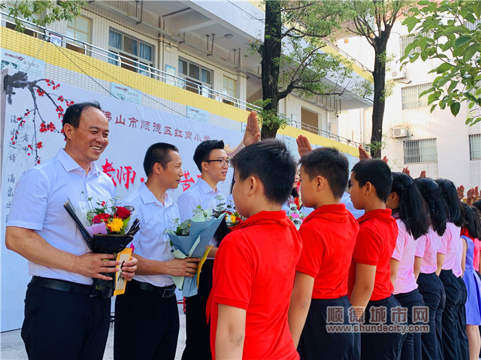 大良园校庆祝教师节：每一幕都温暖动人