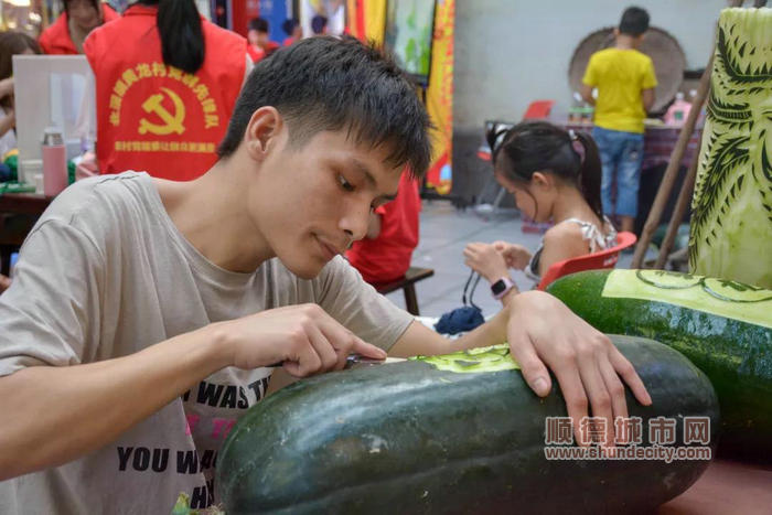 冬瓜主题雕刻.jpg