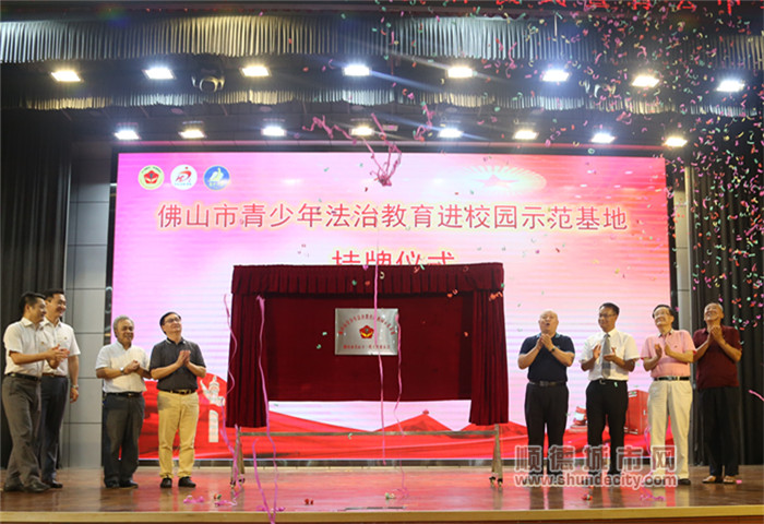微信图片_20191015222343_副本.jpg