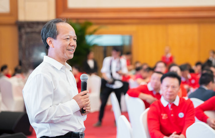 “顺势鹏腾 共建共荣”——顺德投资环境推介会，11月3日晚上在深圳进行。佛山市委副书记、顺德区委书记郭文海在会上致辞并推介顺德。2_副本.jpg