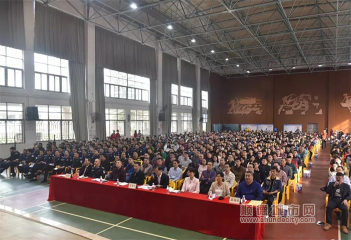 微信图片_20191215160009_副本.jpg