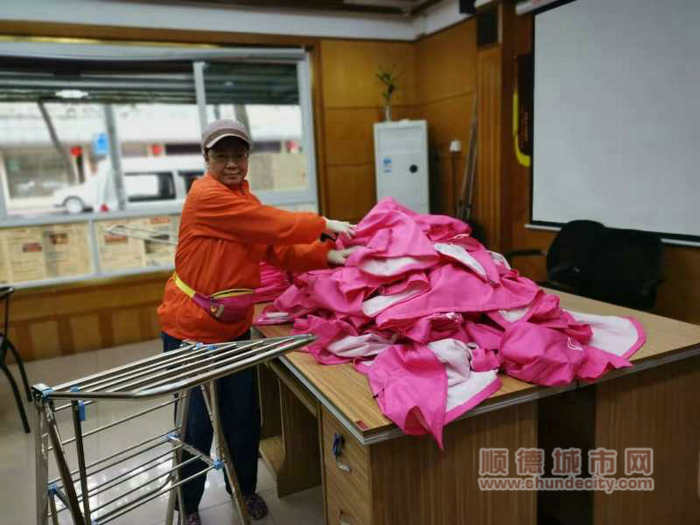 梁小红_副本.jpg
