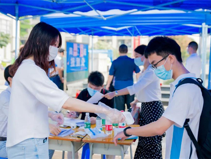 神兽归笼，直击顺德第二批学生返校首日