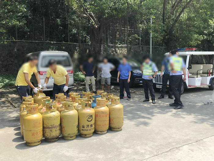 打击“黑气”不放松，北滘查扣39个违规燃气瓶