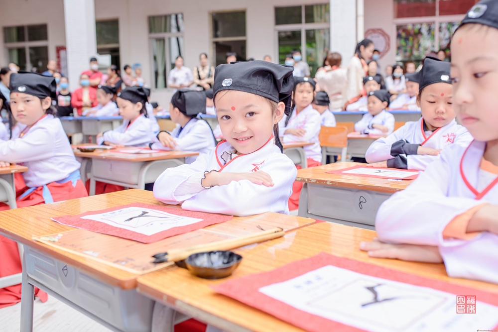 勒流冲鹤小学开笔礼
