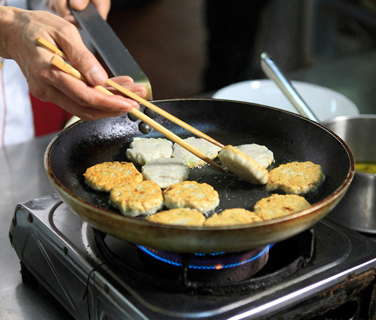 为你你揭秘均安鱼饼的制作过程