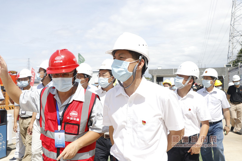 彭聪恩到伦教检查工地安全生产管理工作