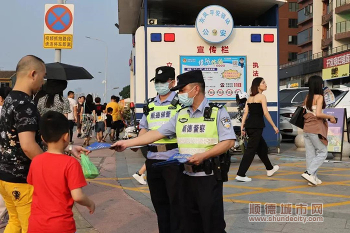 在路上过五一.jpg