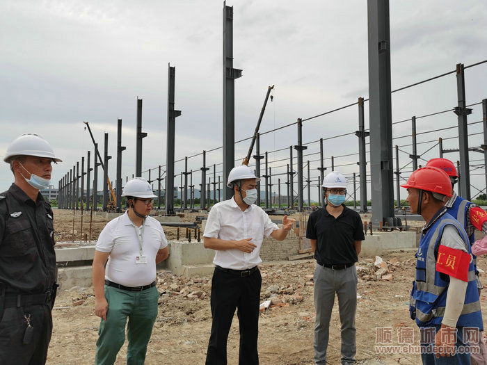 龙江加快园区招商和项目建设。.jpg