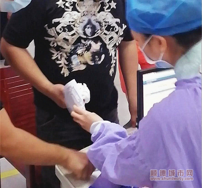 图一_副本包扎.jpg