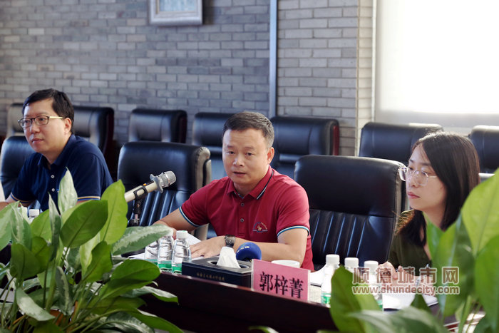 人大代表座谈会 (23)_副本.JPG