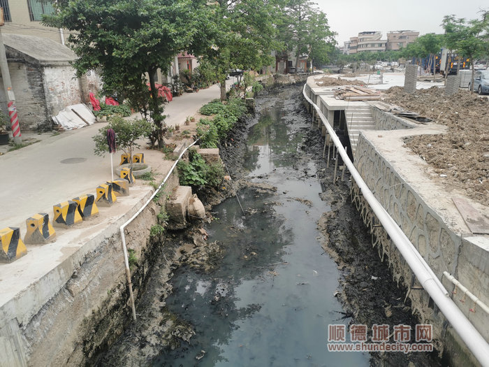 壮甲涌清淤前.jpg