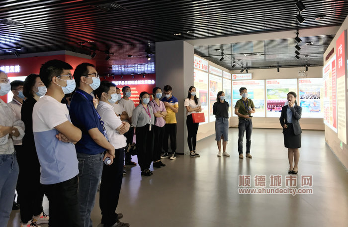 博智林大巴党校培训 (2).jpg