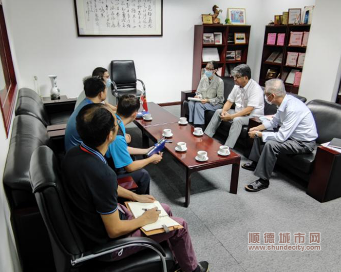 4.大良生态环境所与企业面对面沟通交流.png