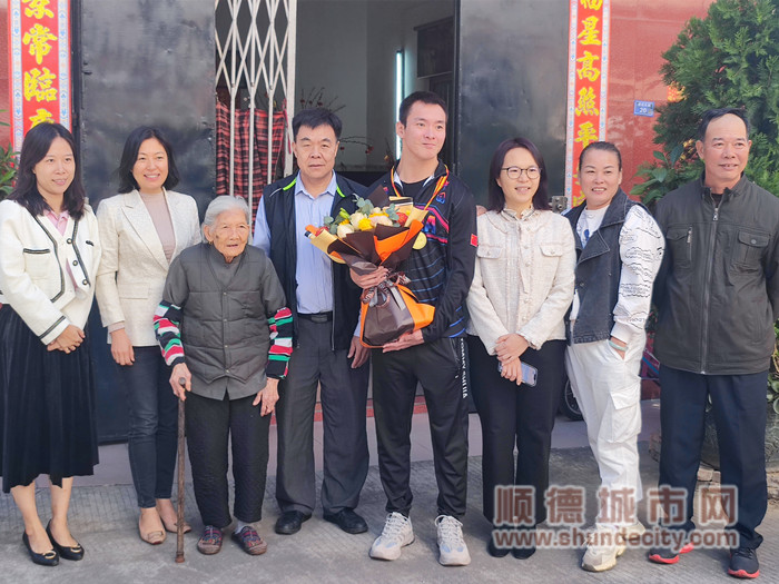 微信图片_20211109205520_副本.jpg