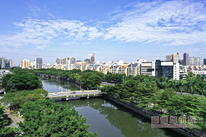 大门河两岸绿树人家相映衬2 顺德城市网摄影俱乐部“史乐林”摄.jpg