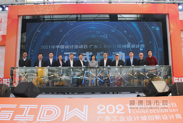 封面：700.jpg