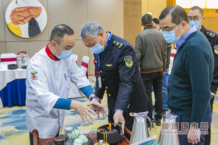 微信图片_20211231191658_副本.jpg