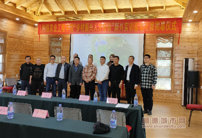 微信图片_20220305111115_副本.jpg