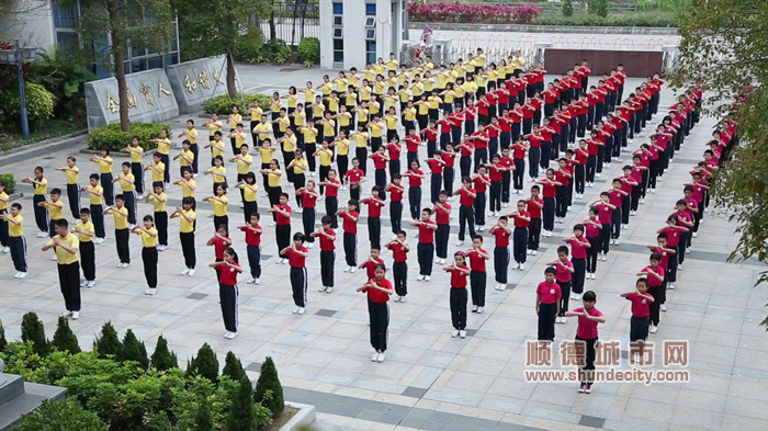 9.武术大课间_副本.jpg