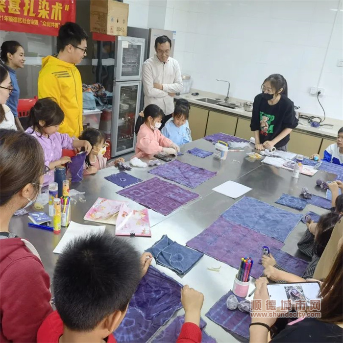 桑葚扎染术.jpg