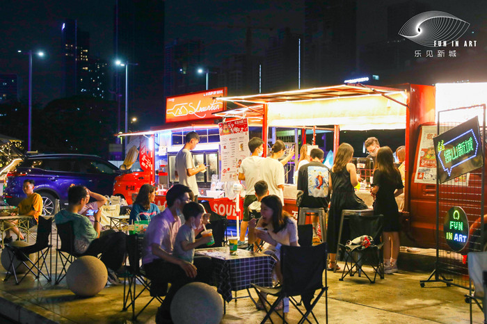 夜幕降临，欢乐开启。.jpg