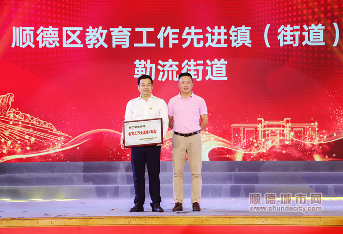 微信图片_20220917212650_副本.jpg