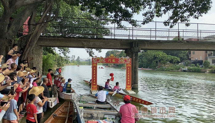 冲龙门，夺彩球_副本.jpg