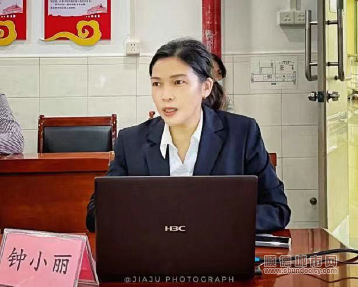 发表_副本.jpg