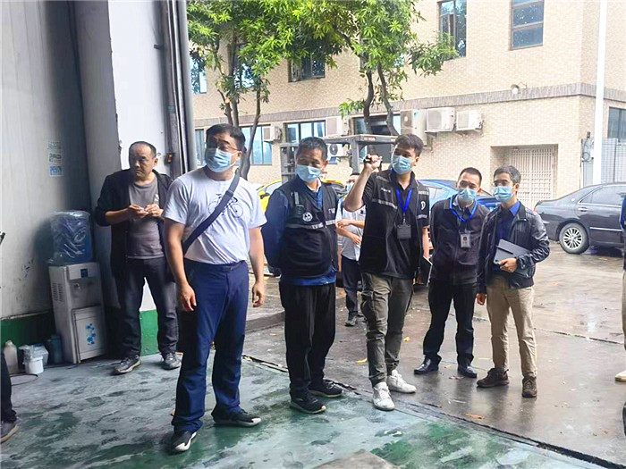参观2.jpg