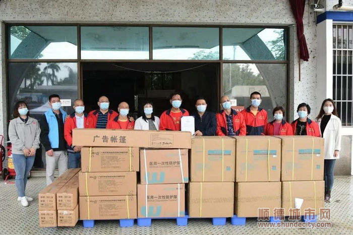 社会各界汇聚爱心力量。.jpg