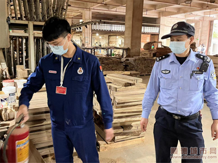 开展消防安全联合检查_副本.png