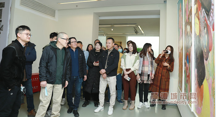 段正渠、赵培智现场参观指导南风艺术部落工作者_副本.JPG