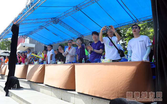 罗浮宫家居集团董事会成员出席本次活动。.png