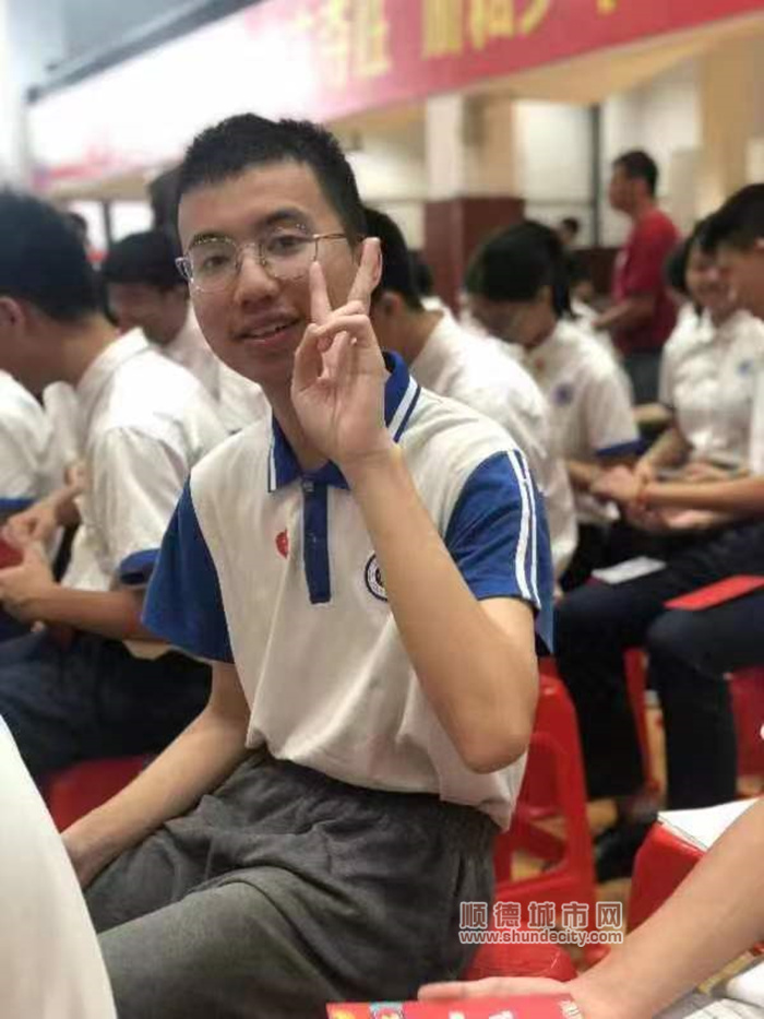 8ae545610a204f26c223a4aa61bbf2c_副本.jpg