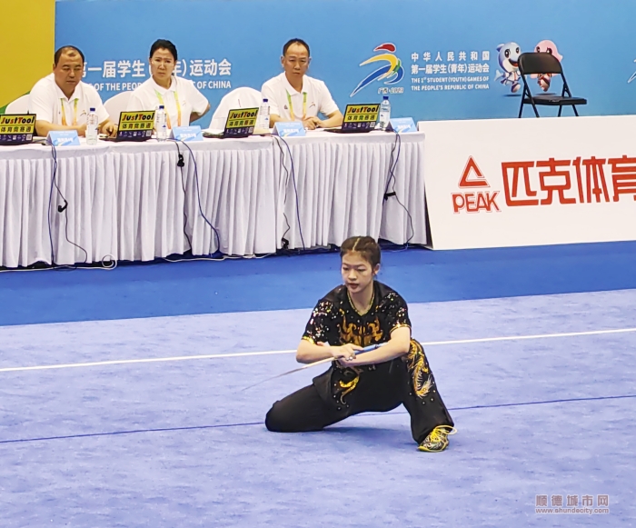 微信图片_20231106221815_副本.jpg