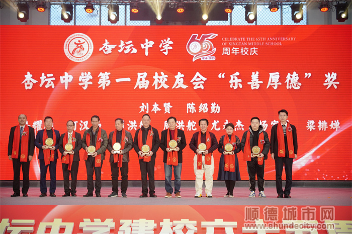 R3B08068-682437044.jpg