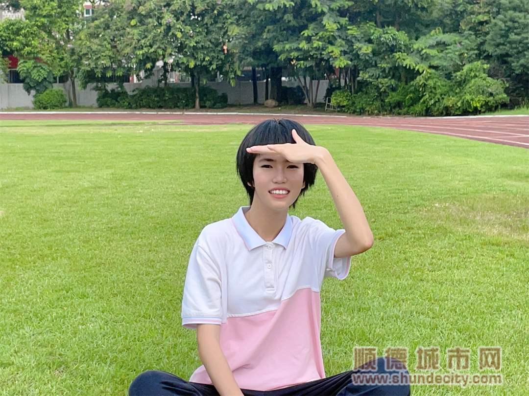 潘.png